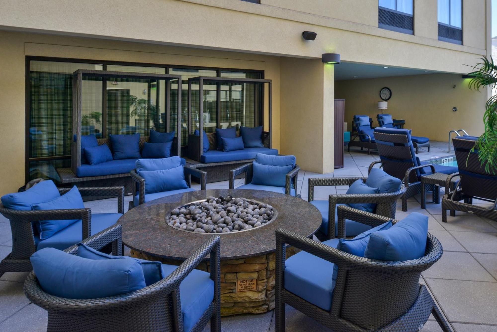 Courtyard By Marriott Wilmington Downtown/Historic District Hotel Kültér fotó