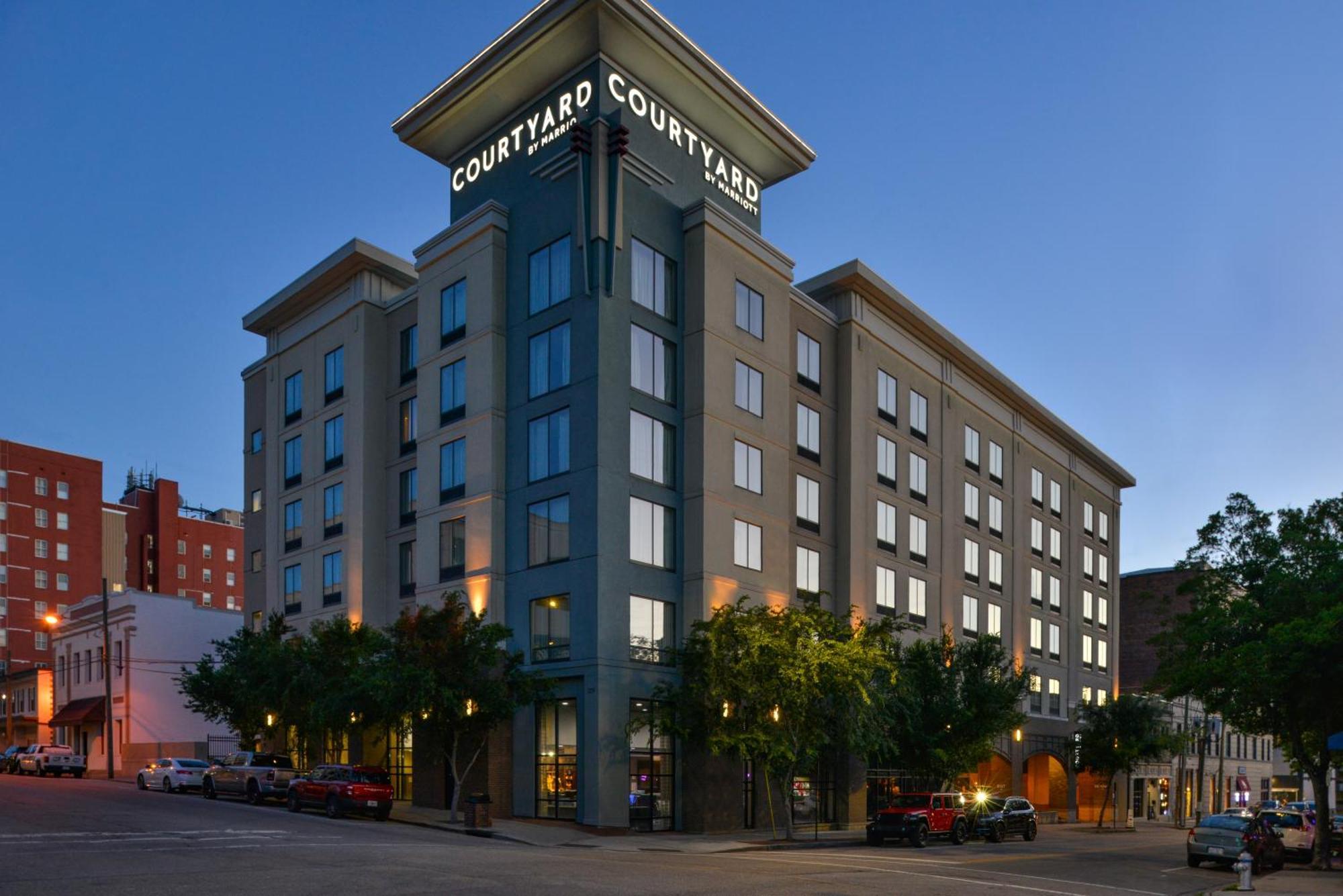 Courtyard By Marriott Wilmington Downtown/Historic District Hotel Kültér fotó
