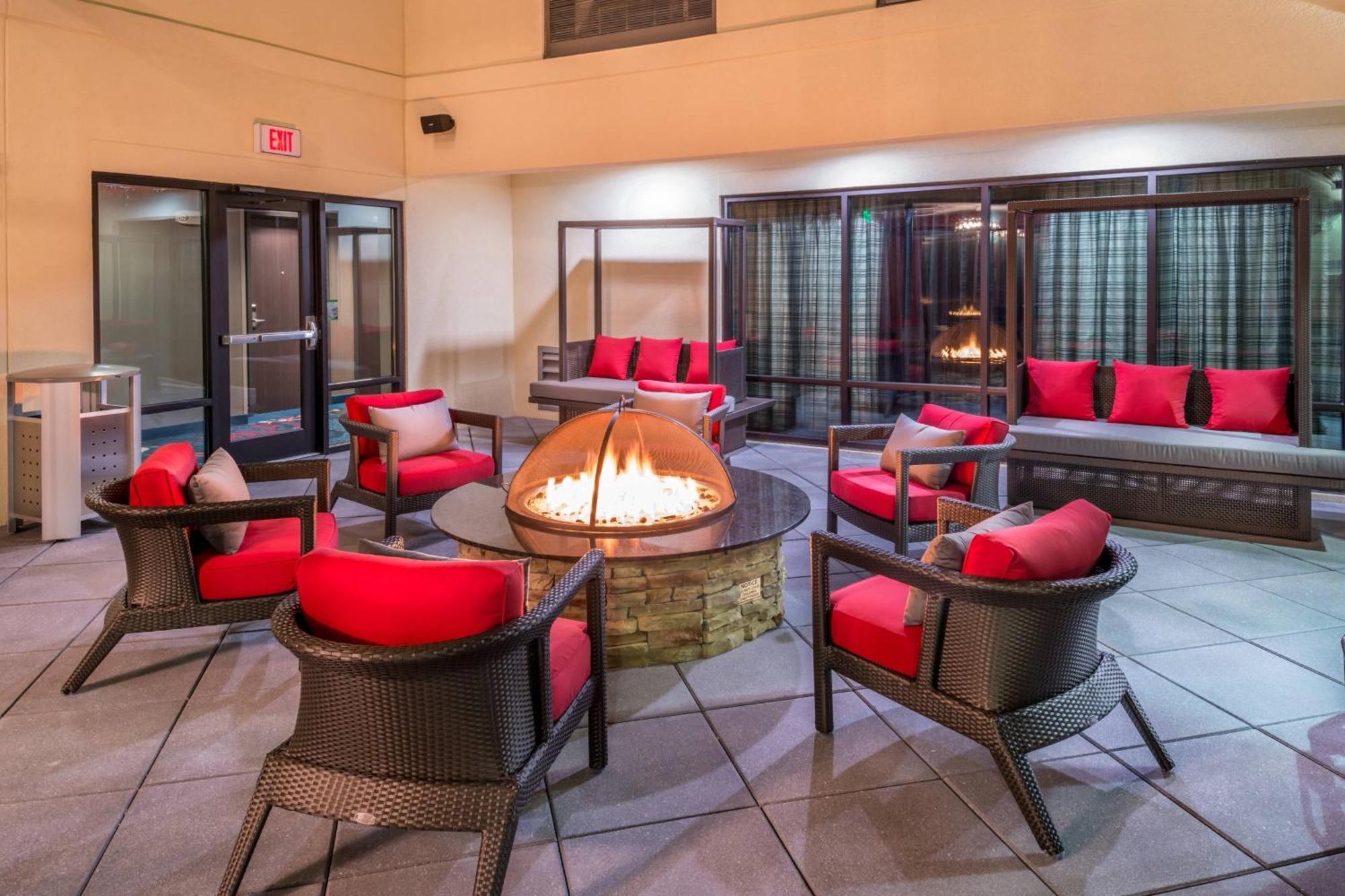 Courtyard By Marriott Wilmington Downtown/Historic District Hotel Kültér fotó